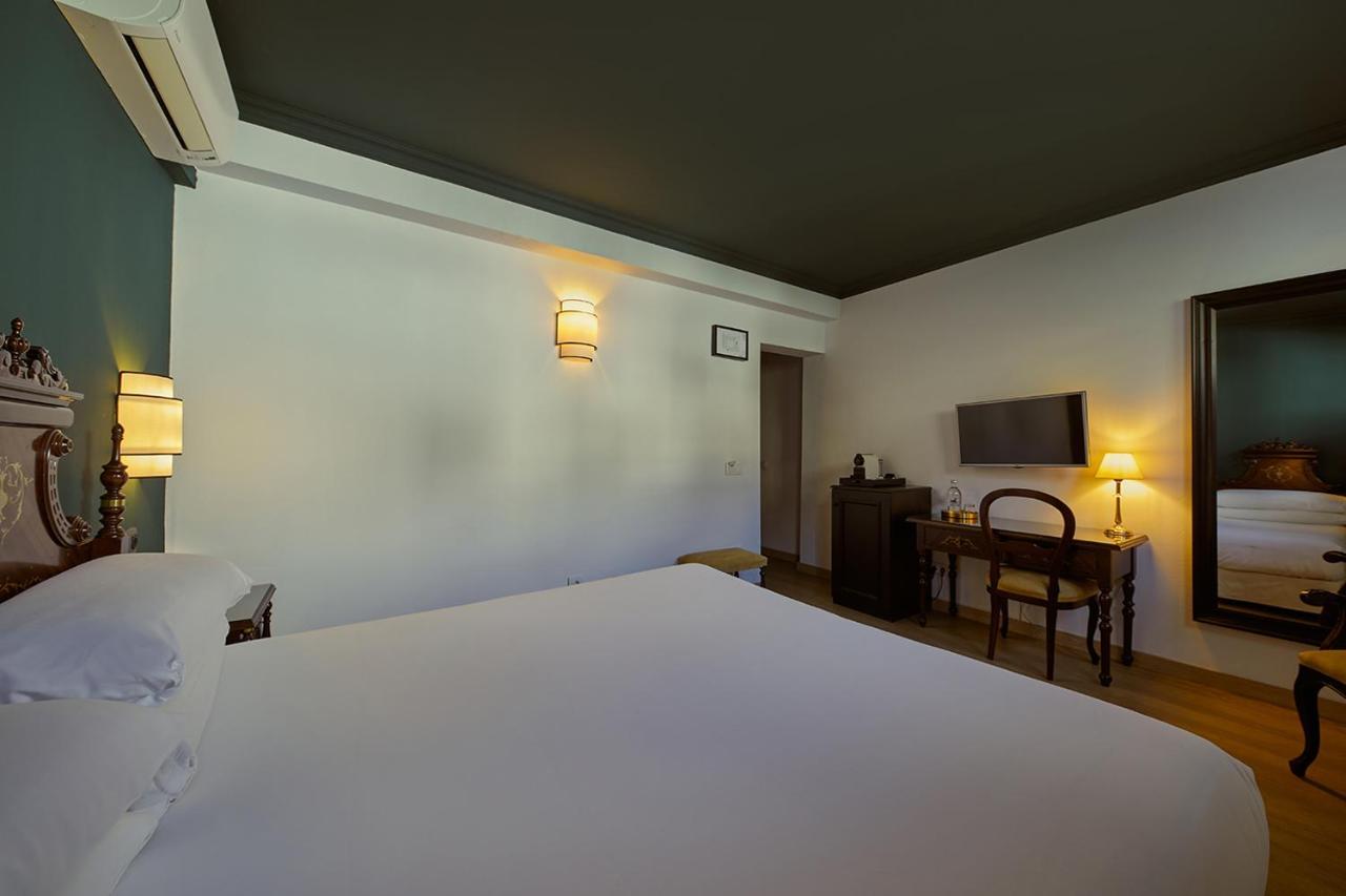 Basic Double or Twin Room