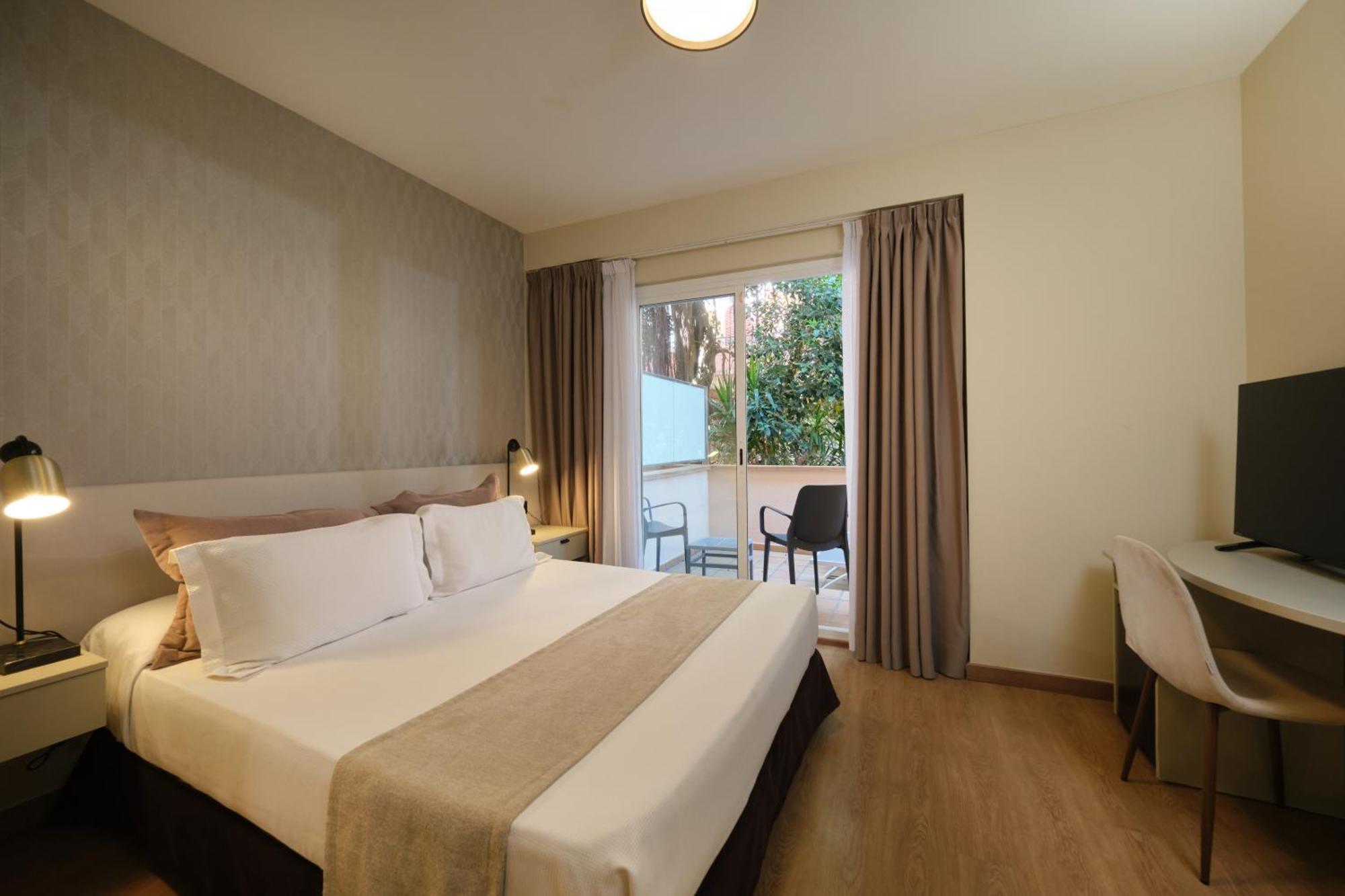 Double Room with Terrace