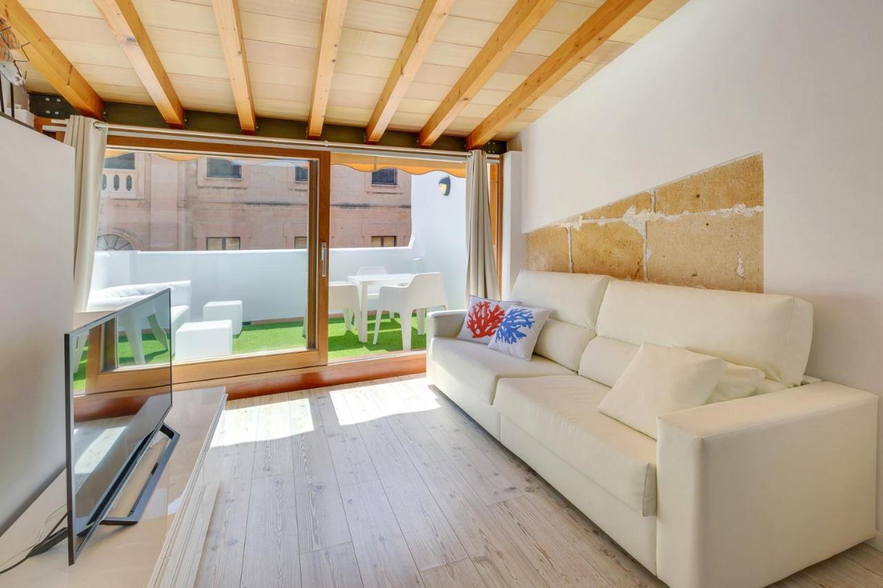 Apartment Terrace,742837618:JPEG