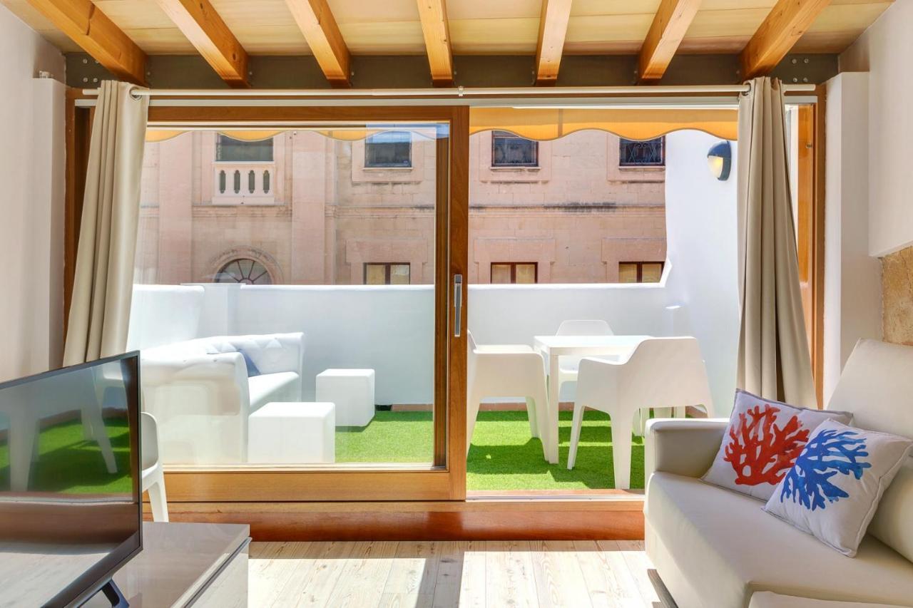 Apartment Terrace