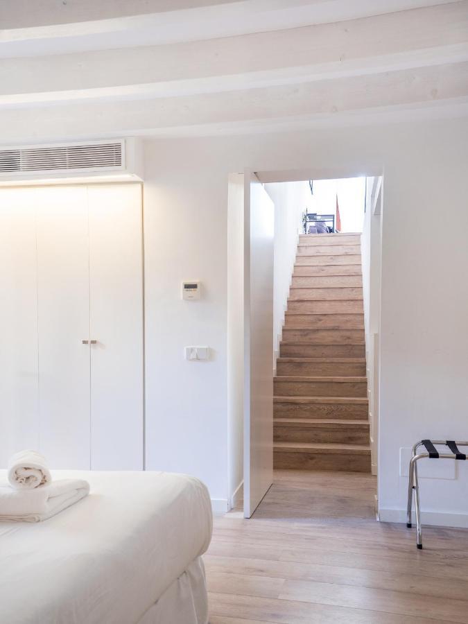 One-Bedroom Apartment Terrace