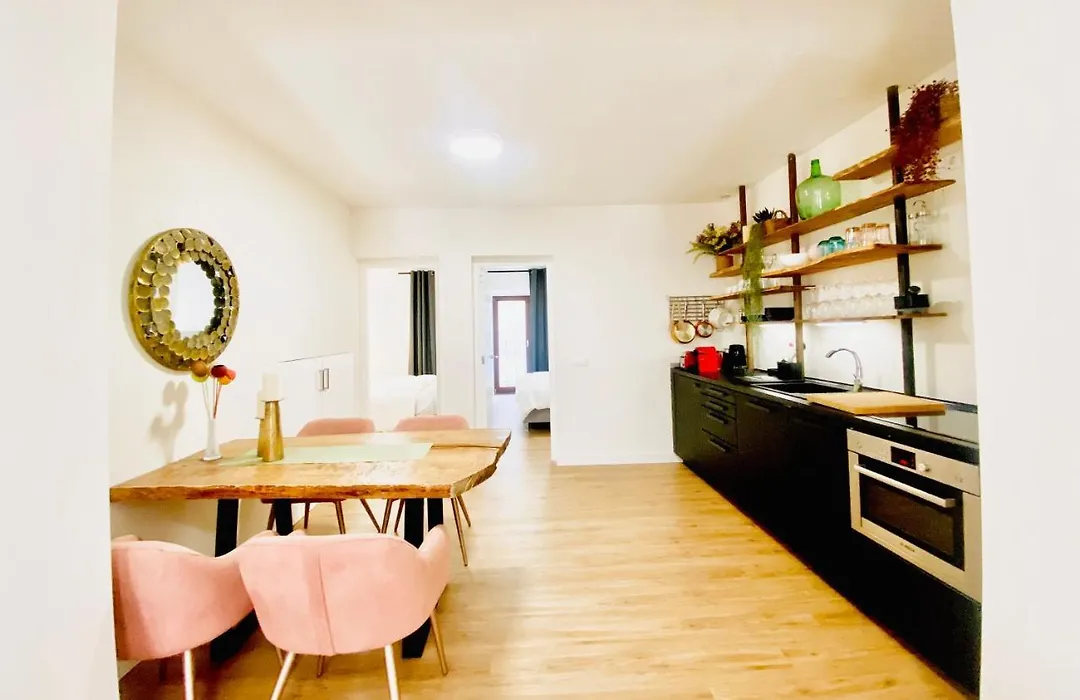 Hotel Apartment With 2-En Suite Bedrooms-1
