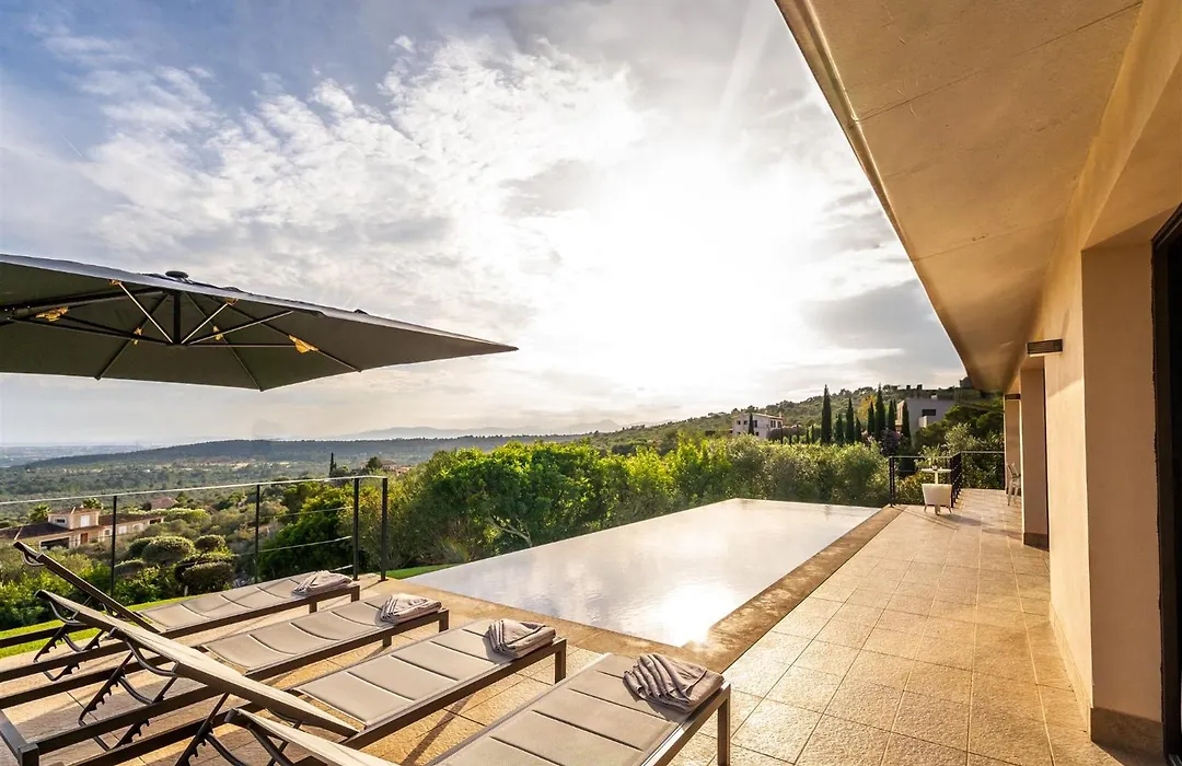 Villa Bonita Con Vistas Espectaculares, Perfecto Para Familias-1