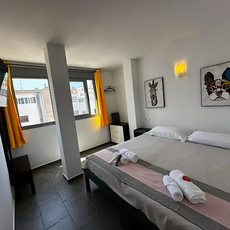 New Art Hostel - Albergue Juvenil-2